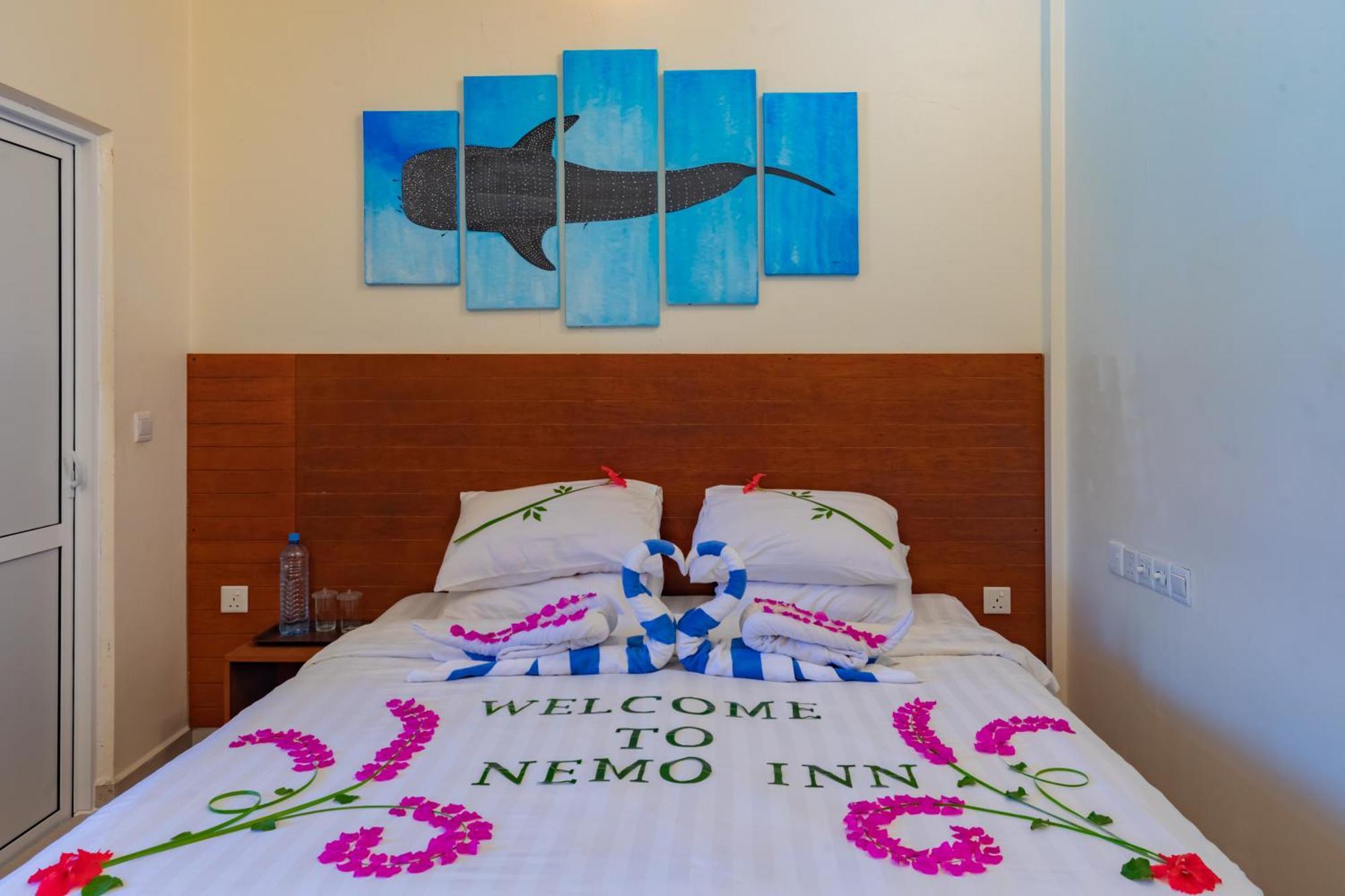 Nemo Inn Omadhoo Bagian luar foto