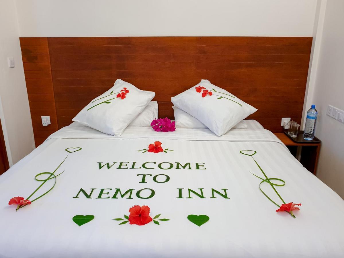 Nemo Inn Omadhoo Bagian luar foto