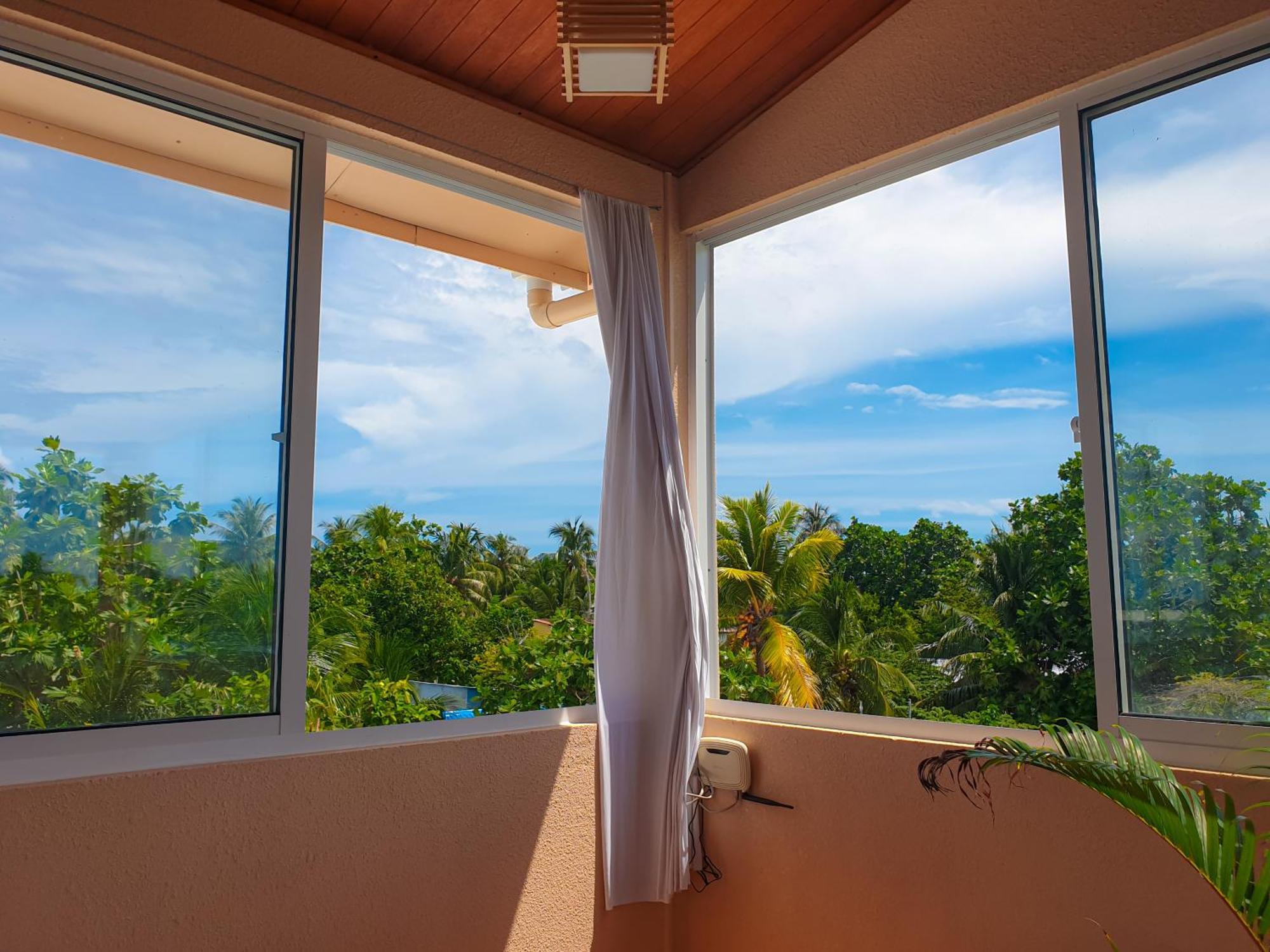 Nemo Inn Omadhoo Bagian luar foto